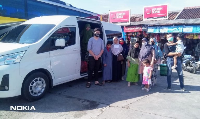 Rombongan Ibu Novi dari Karawaci ke Yogyakarta